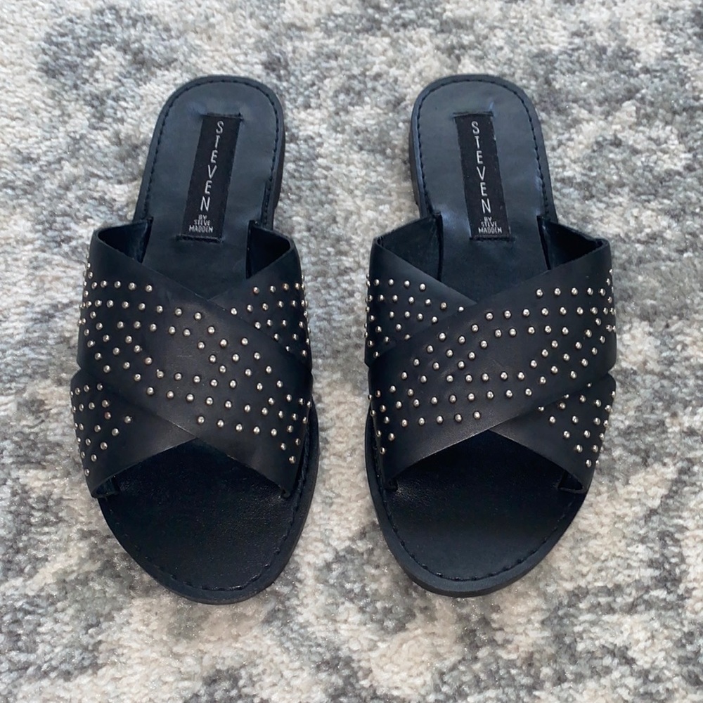 Steven by Steve Madden Black Studded Sandals Size 6